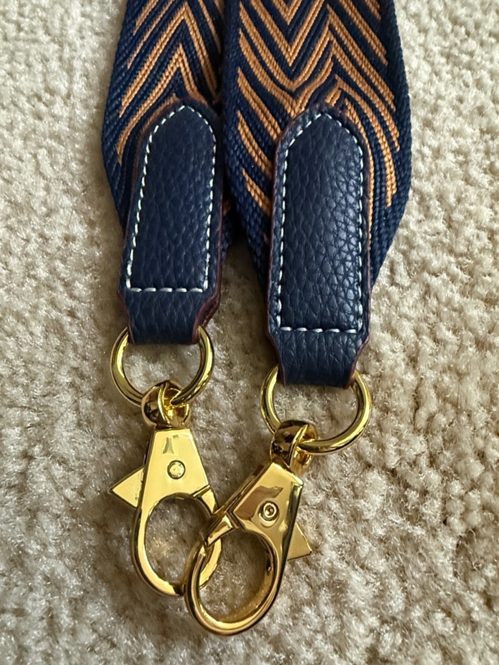 Stylish Navy and Tan Zigzag Guitar-Style Bag Strap - Picture 6 of 9